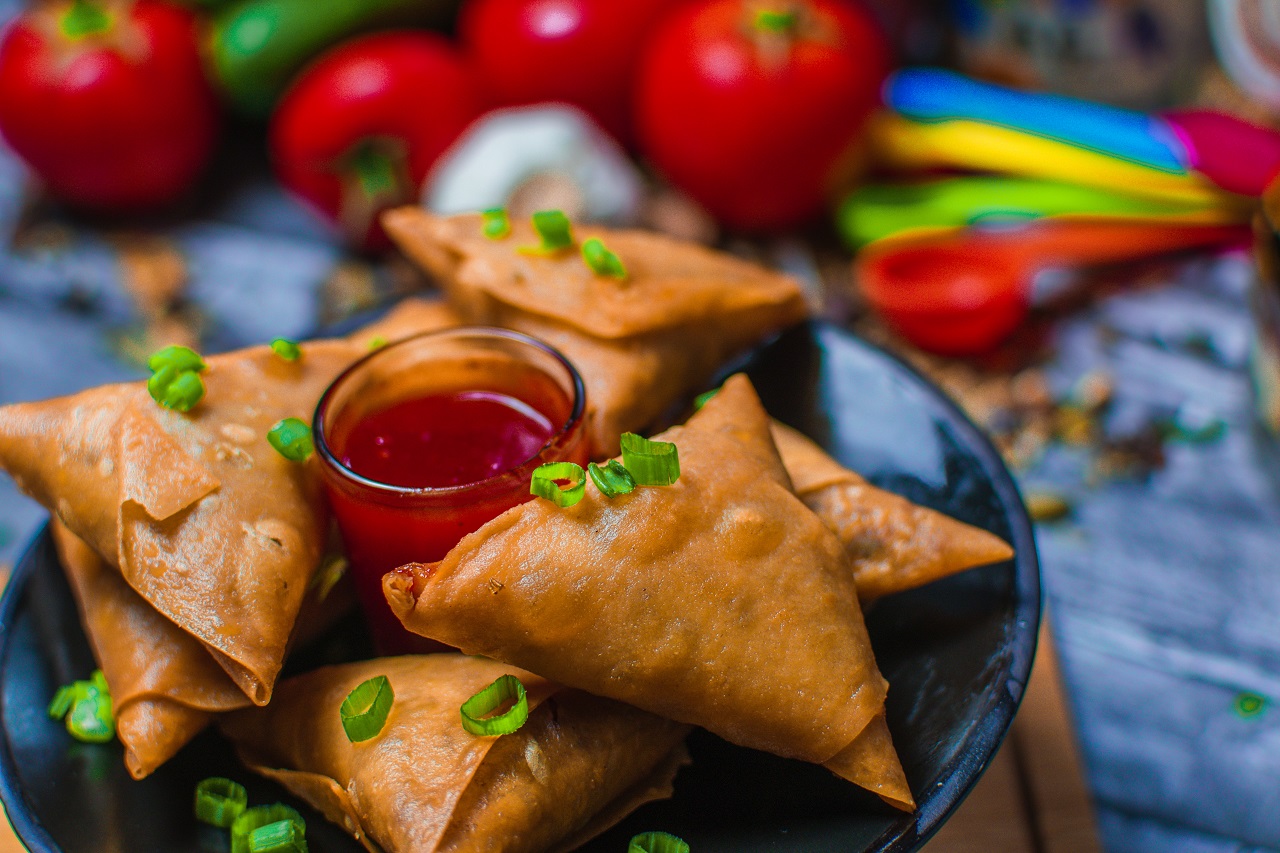 Zafran Chicken Samosa